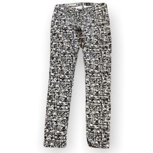 LIKE NEW AG Black & White Jeggings